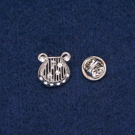 Brožka „Líra“ se bílými kamínky, světlý kov