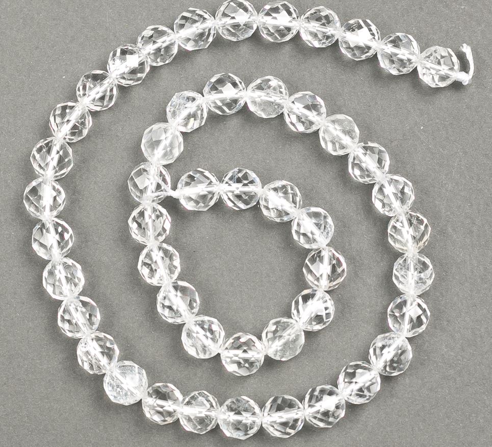 Korálky z přírodního kamene – horský křišťál, broušené kuličky, průměr 8 mm, délka 39 cm +