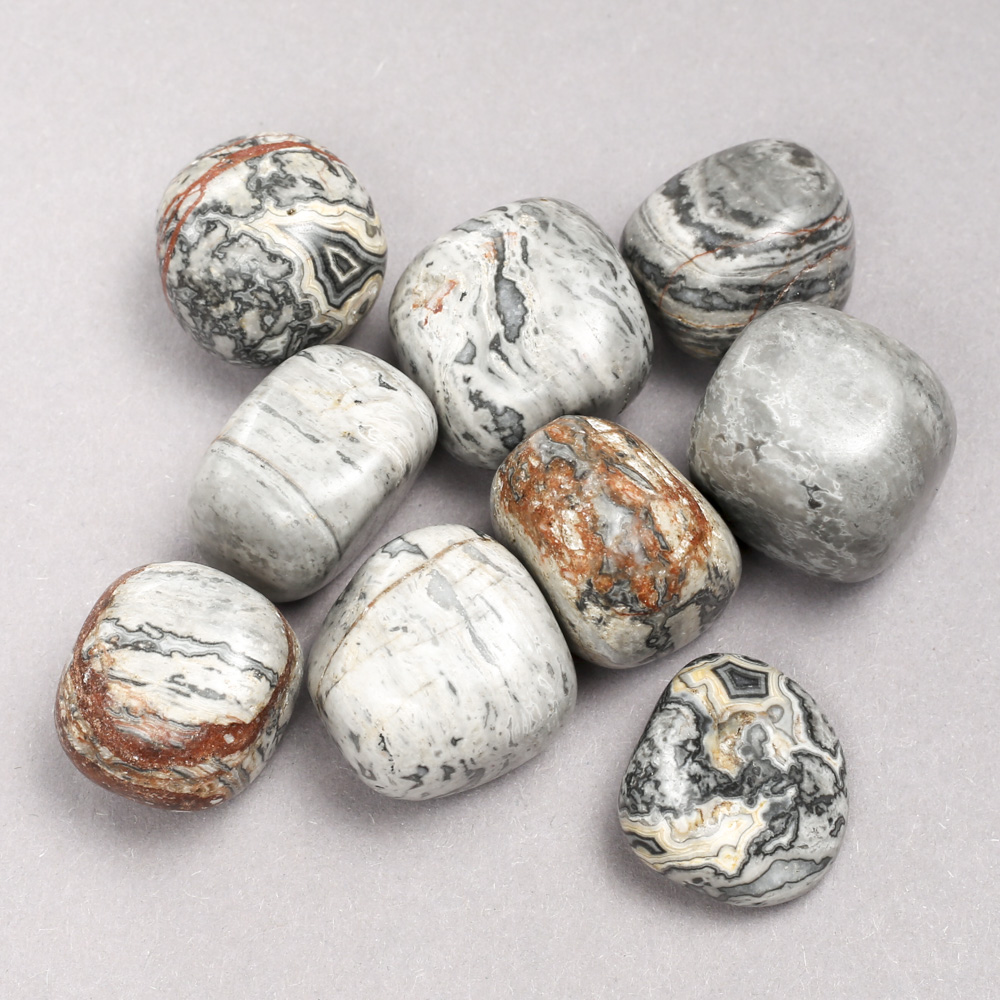 Suvenýrní přírodní acháty, rozměry cca 22×20 mm (balení 100 g)