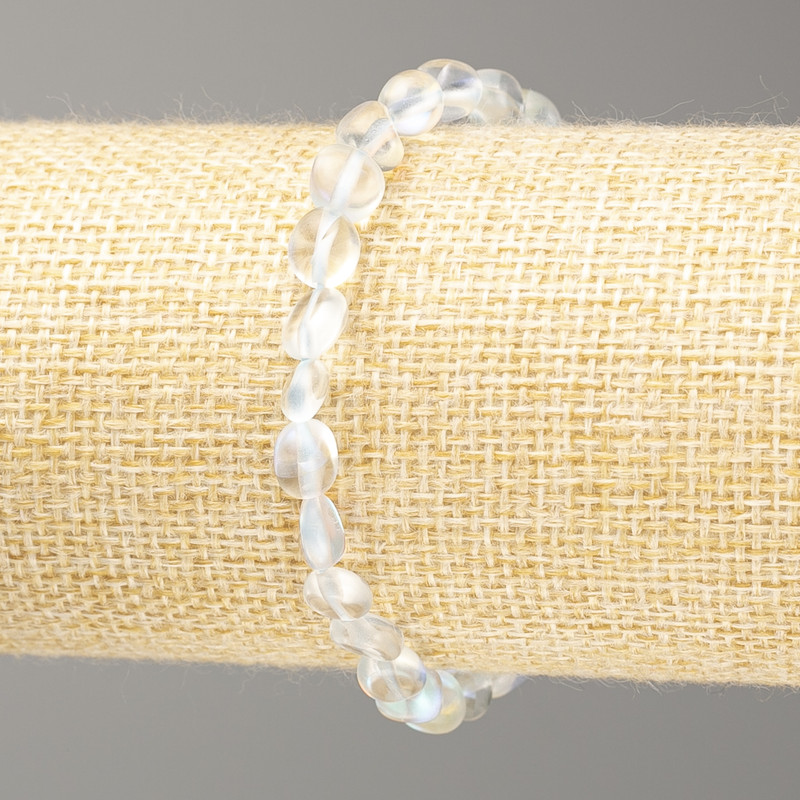 Náramek z opálového skla 'Chameleon' na gumičce, průměr 8×6 mm, délka 18 cm