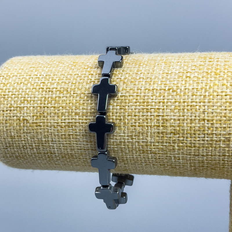 Náramek z hematitu «Kříž», průměr 14×10 mm, délka 18 cm (elastická gumička)