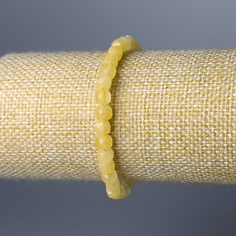 Náramek z citrínu, přírodní kámen, broušené kubické korálky, průměr 5,5 mm, délka 18 cm (elastický)